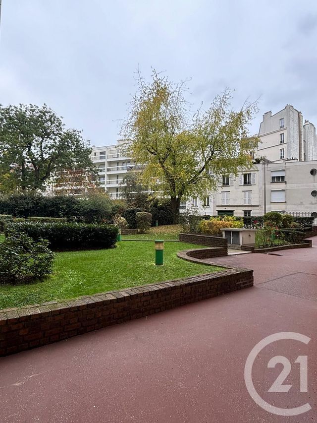 Appartement F1 à louer - 1 pièce - 35.1 m2 - PARIS - 75020 - ILE-DE-FRANCE - Century 21 Halesia Immobilier